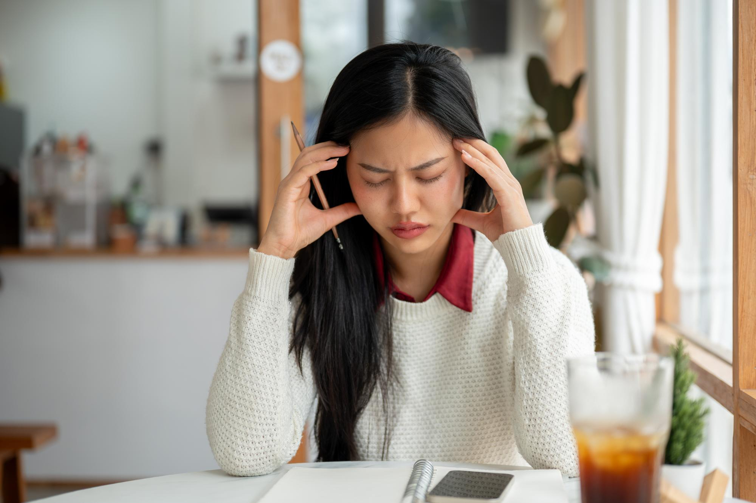 Read more about the article What Is Persistent Postural-Perceptual Dizziness (PPPD)? Why You Feel Dizzy Even When You’re Not Moving