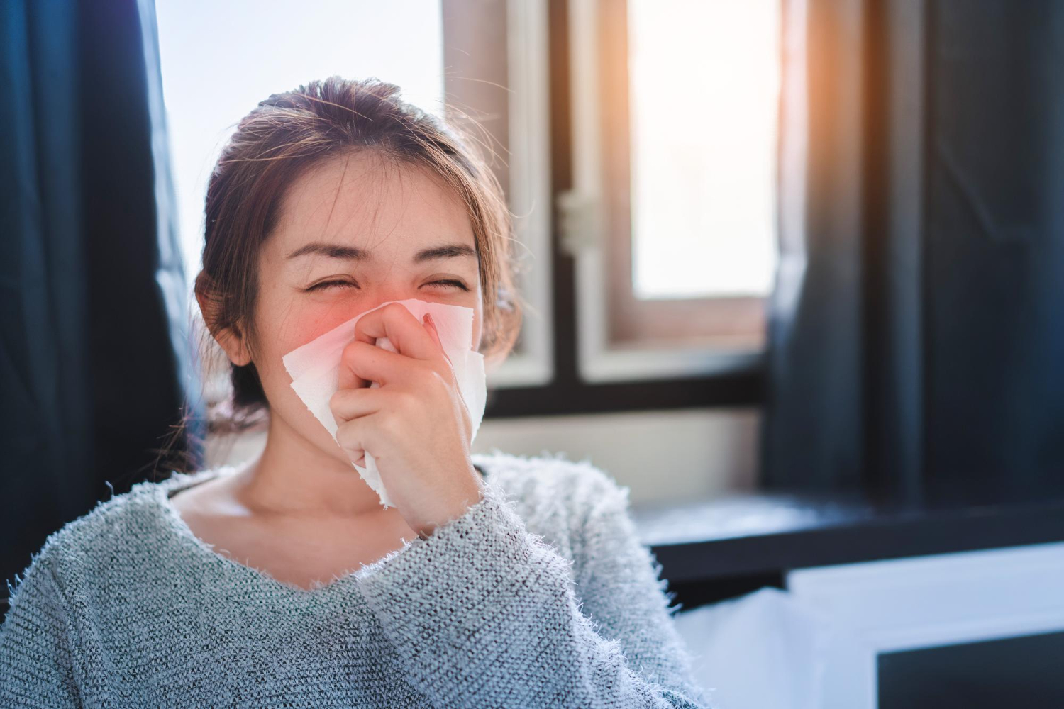 Read more about the article What’s the Difference Between Chronic Sinusitis vs Acute Sinus Infection?